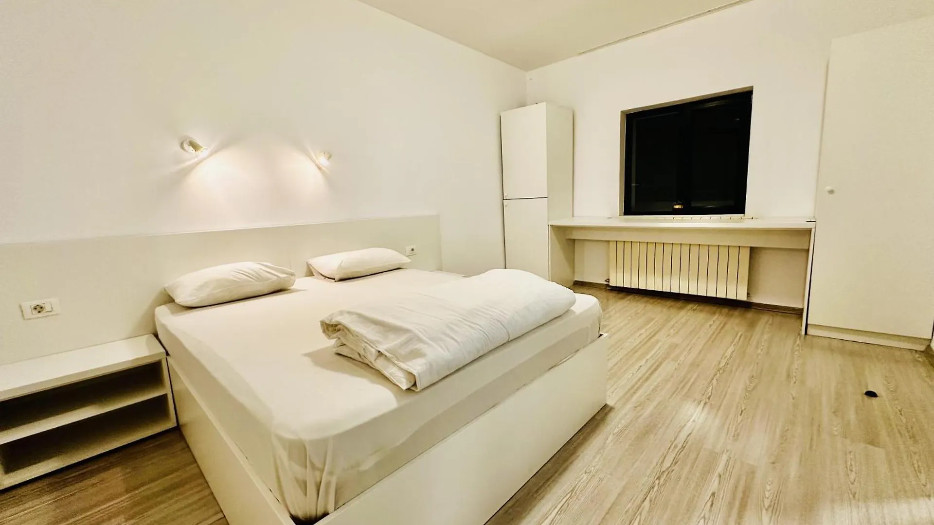 Family Old Town Quad Apartment Bucharest 0*,