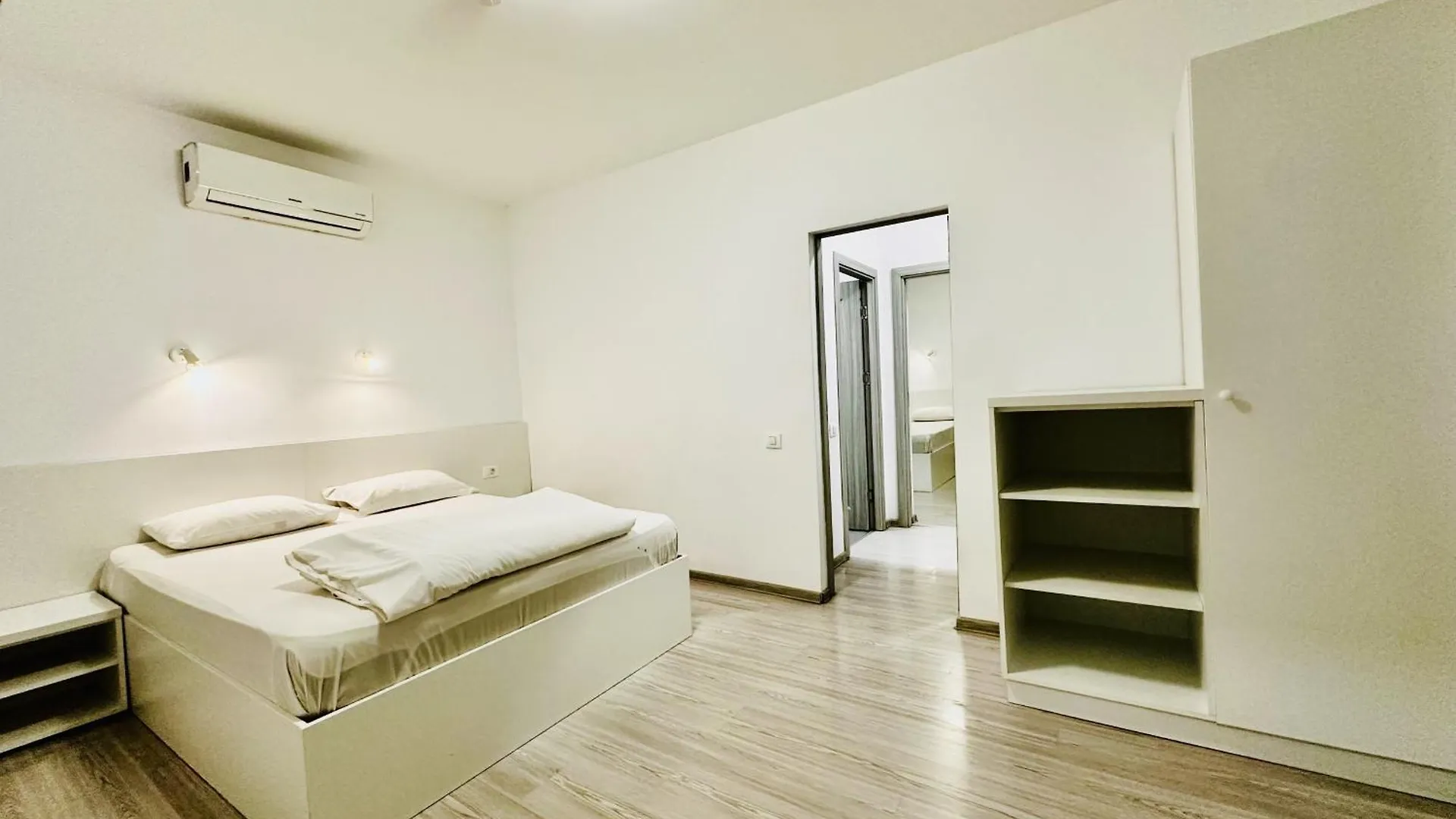 Family Old Town Quad Apartment Bucharest